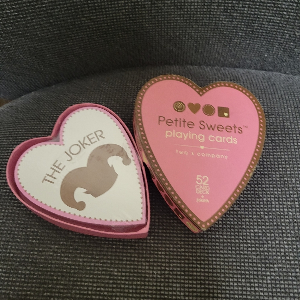 Heart shape deck playing cards new sealed valentine theme game night fun collect
